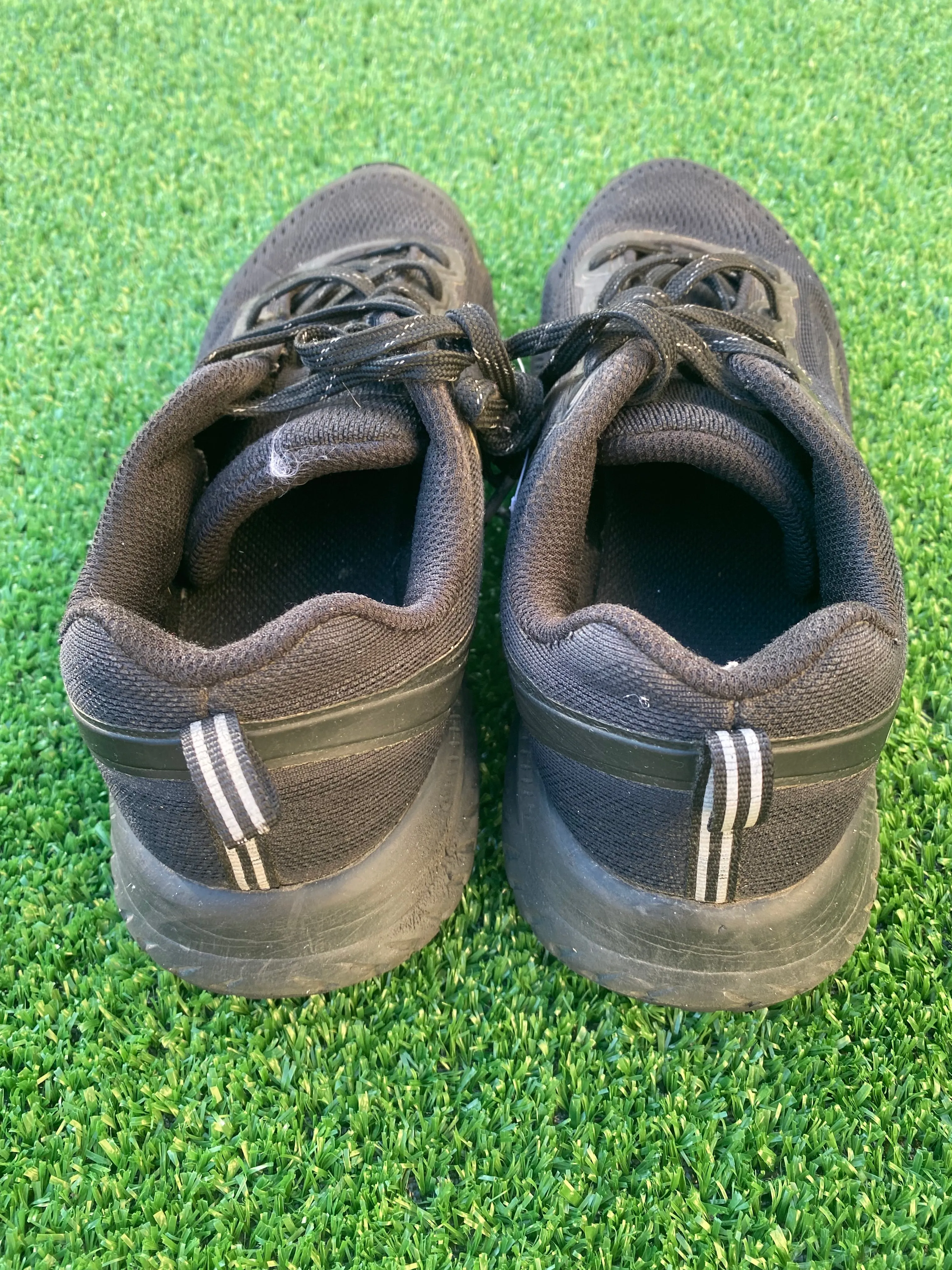 Fila Made Black  UK Size 6 Mans Mens Womans EU 39.5 Trainers Sneakers Shoes