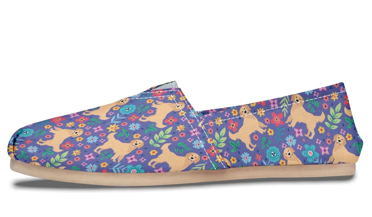 Groovy Golden Retriever Casual Shoes