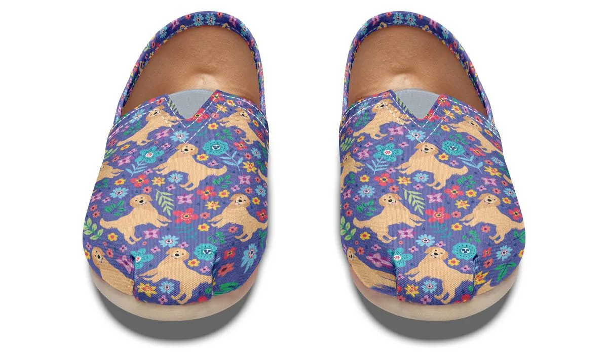 Groovy Golden Retriever Casual Shoes