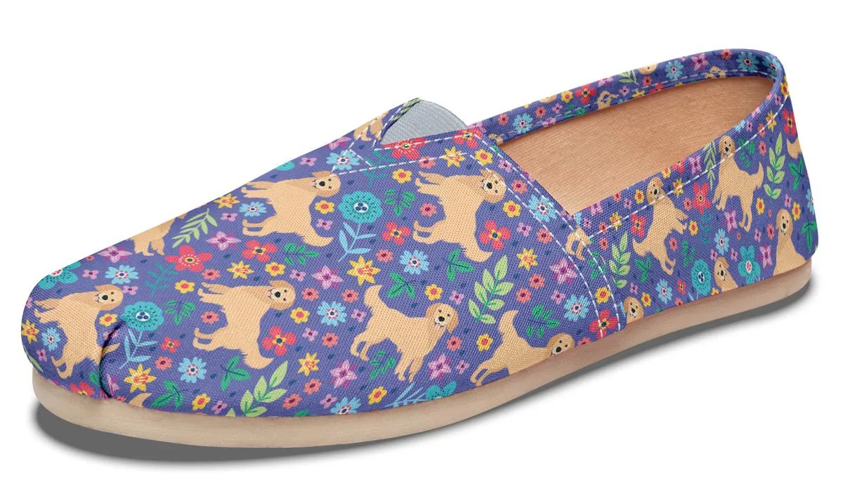 Groovy Golden Retriever Casual Shoes
