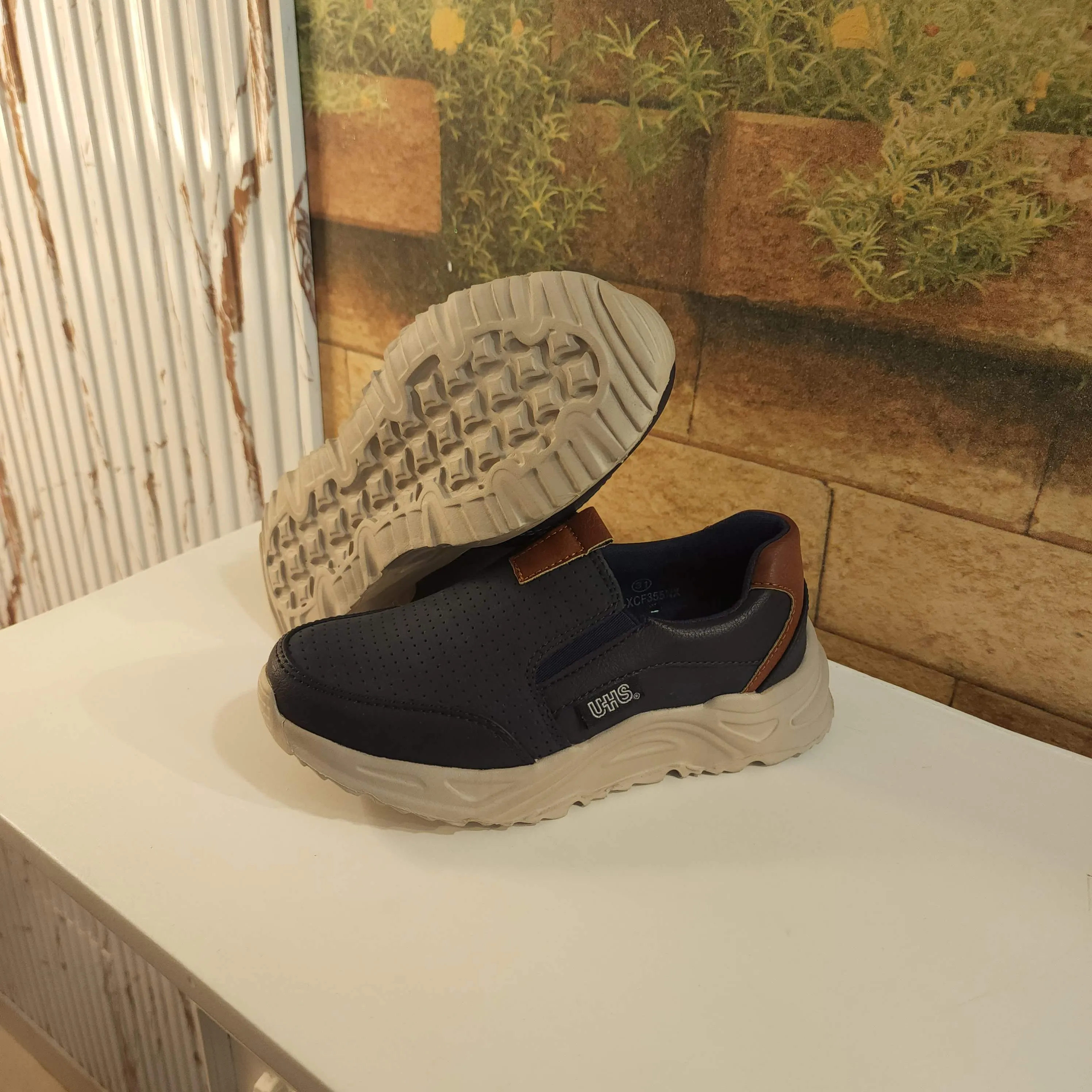 Kids Navy/Brown Casual Shoes