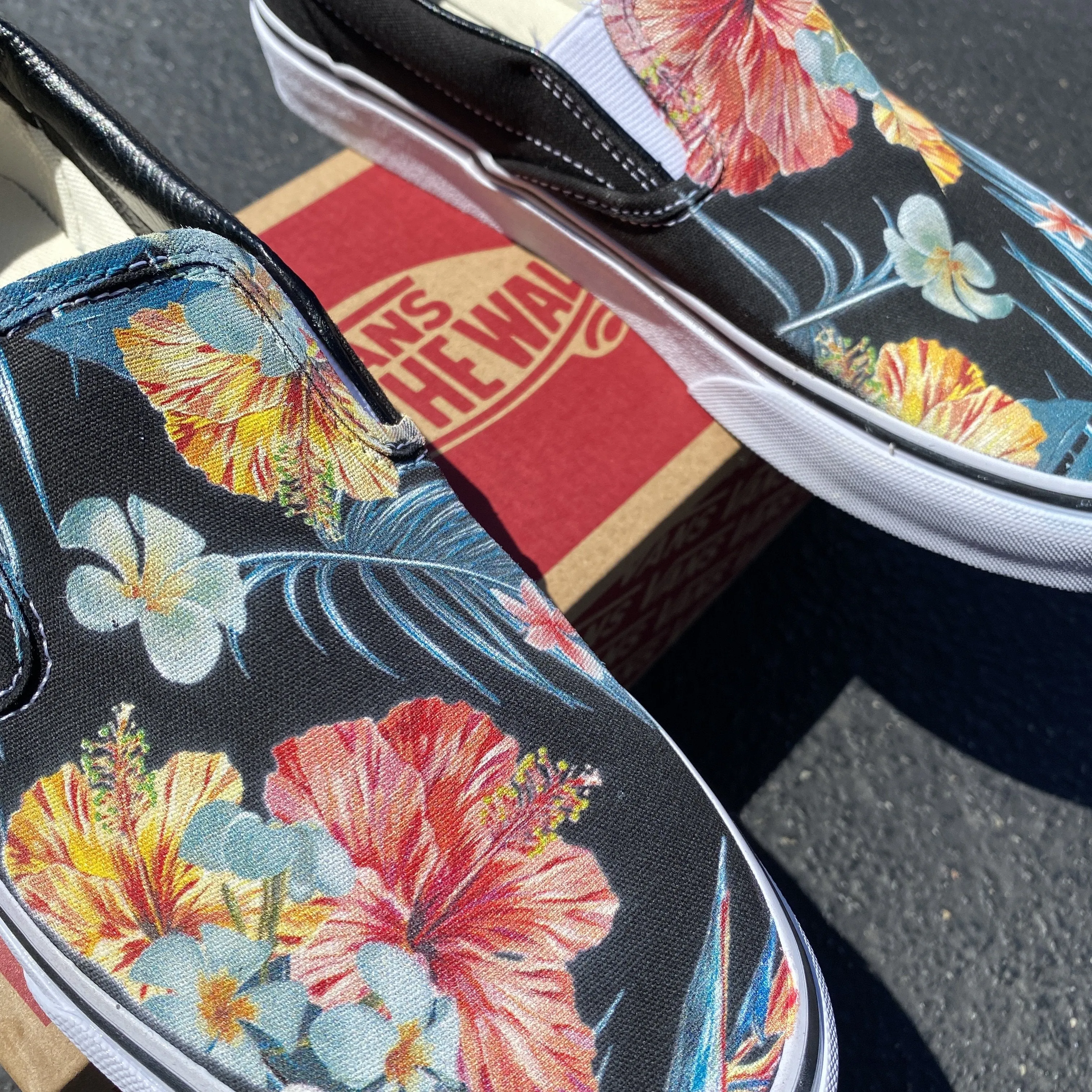 Kids Shoes - Tropical Hawaiian Black Slip Ons
