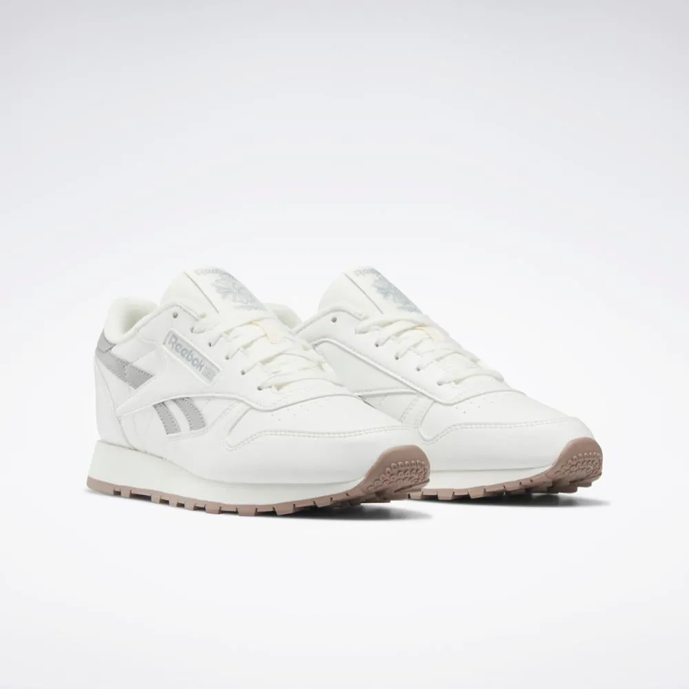 Reebok Footwear Women CLASSIC LEATHER SHOES CHALK/PUGRY3/TAUPE